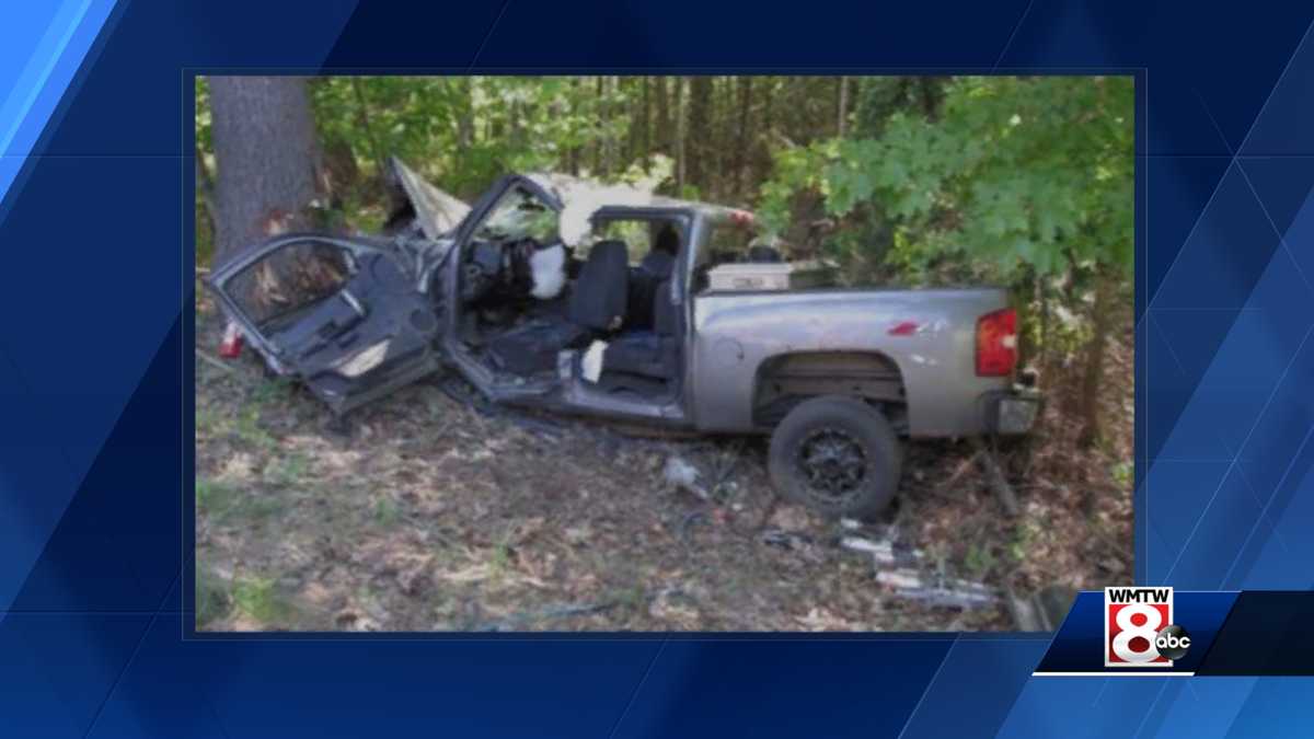 Maine man injured when truck hits tree