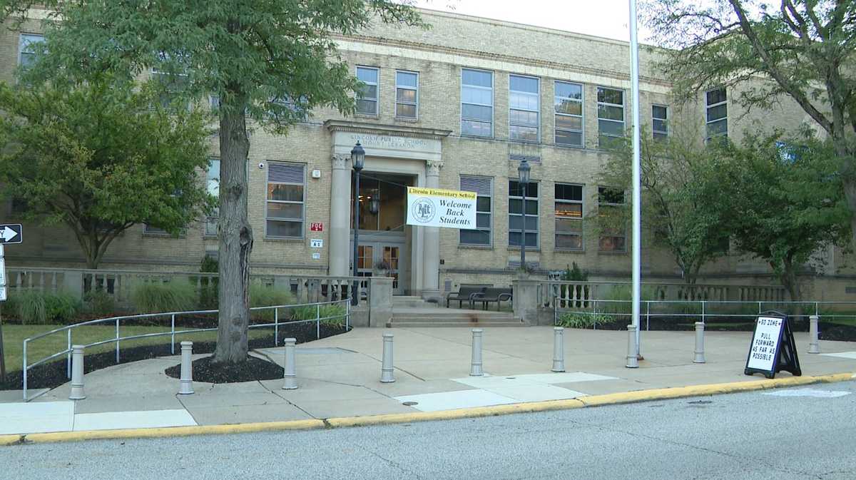 Thousands of students in Mt. Lebanon return to the classroom for the first day of school