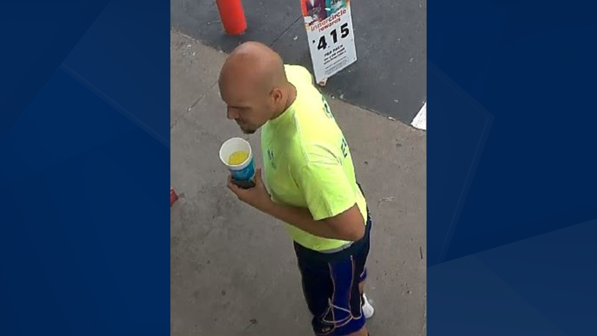 Detectives searching for man accused of stealing car from Fort Myers ...