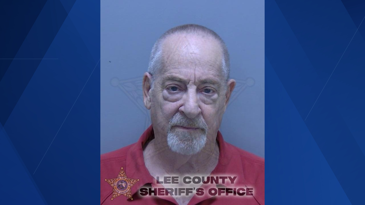 Lehigh Acres man faces 10 counts of child pornography possession charges