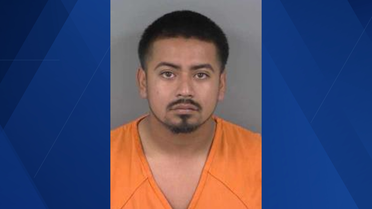 Immokalee man accused of pointing gun at two women, saying 'Pow! Pow!'