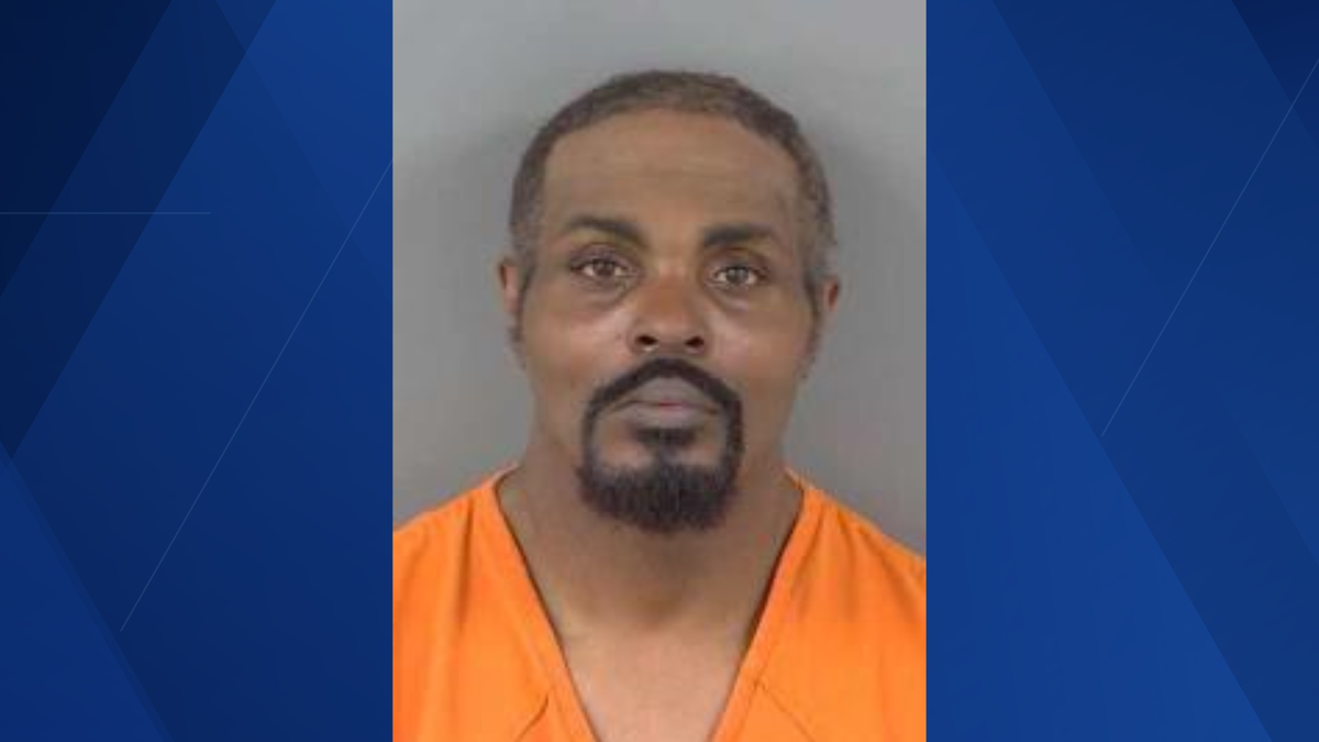 Man accused of pulling and loading gun during dispute inside Seminole ...