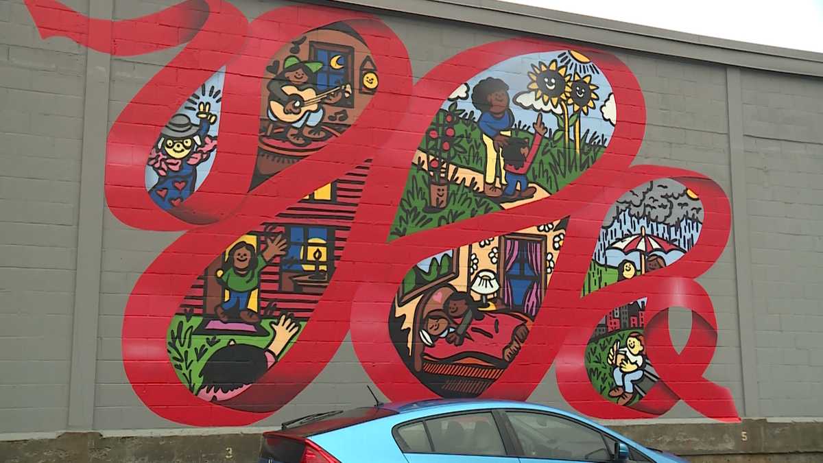 Portland mural project raises awareness on World AIDS Day