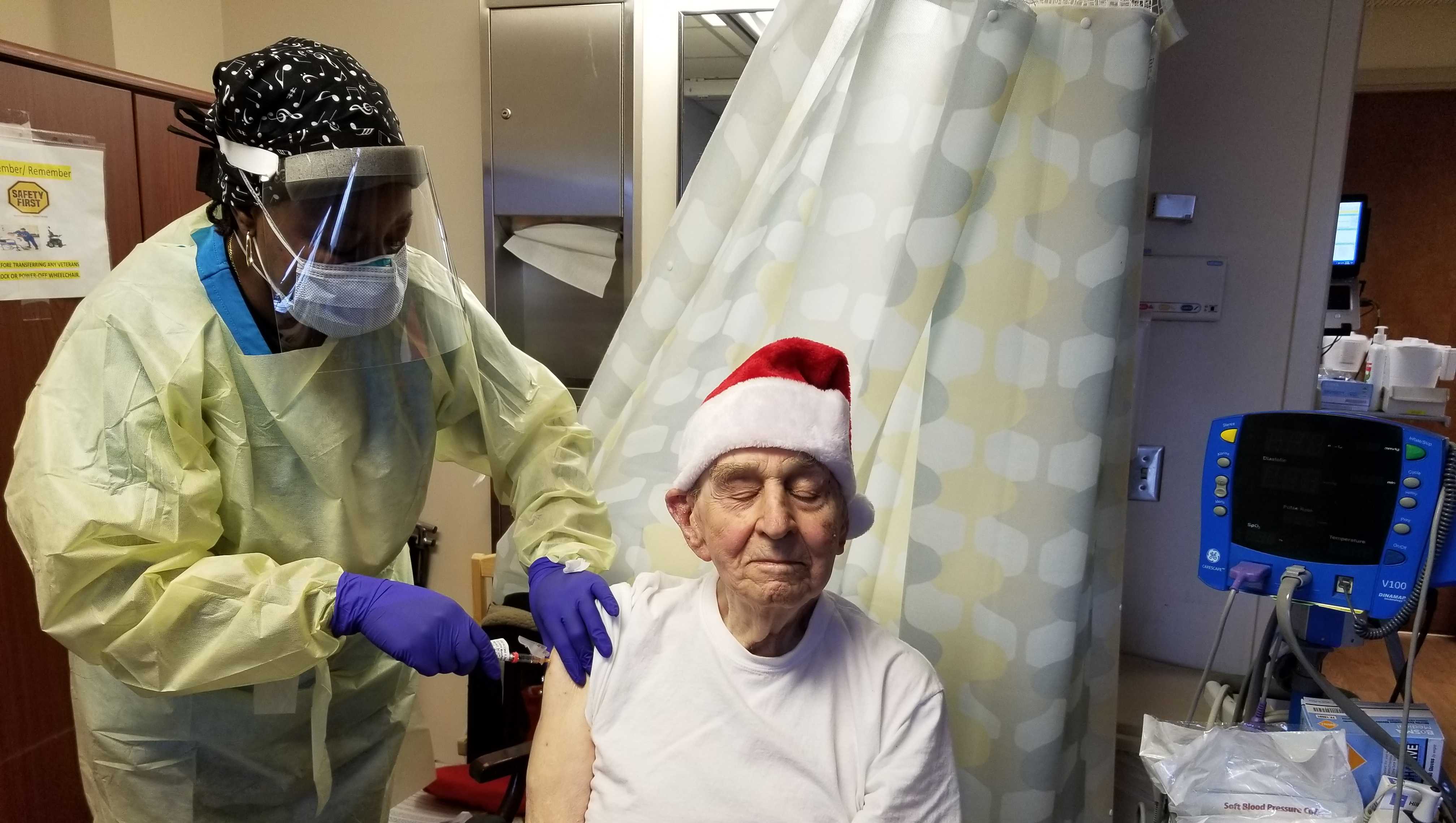 Army vet first to receive COVID-19 vaccine at Loch Raven VA Medical Center's Community Living Center - Vimarsana News