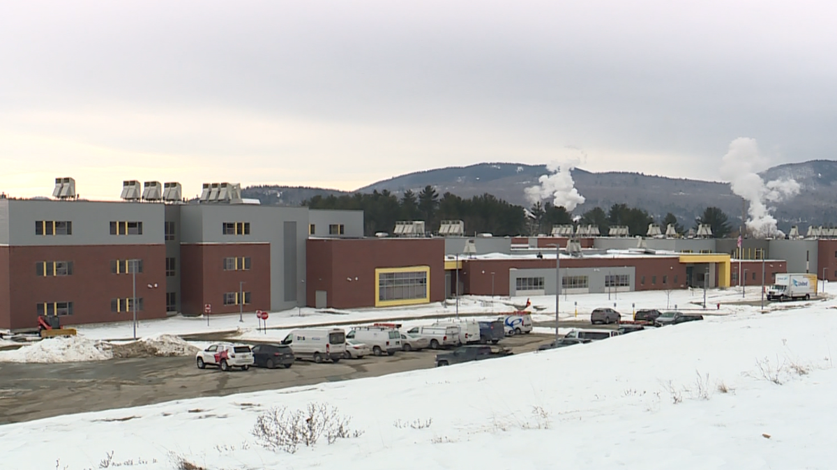 Parents raising concerns about co-ed changing spaces in new Maine school