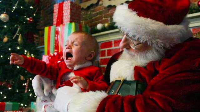 Parents horrified after Santa rips off beard, yells expletives asking kids  to leave