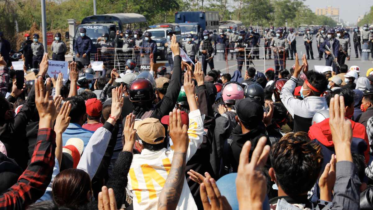 Police In Myanmar Crack Down On Crowds Defying Protest Ban Police In Myanmar Crack Down On Crowds Defying Protest Ban