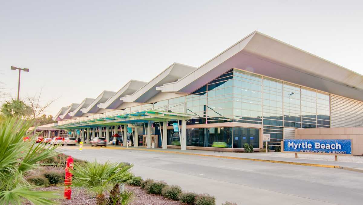 South Carolina Taye Diggs at Myrtle Beach airport