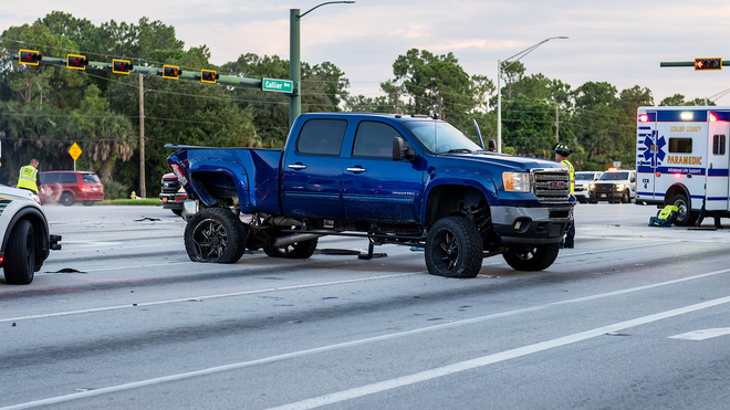 Collier County 3-vehicle crash