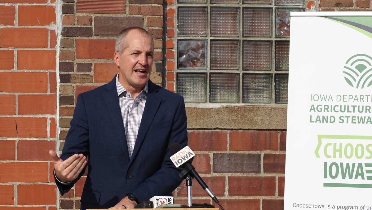 Iowa Ag Secretary Mike Naig calls for U.S. to pursue new markets amid trade war, tariff concerns
