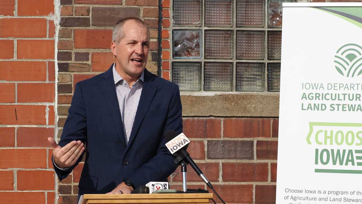 Iowa Ag Secretary Mike Naig calls for U.S. to pursue new markets amid trade war, tariff concerns