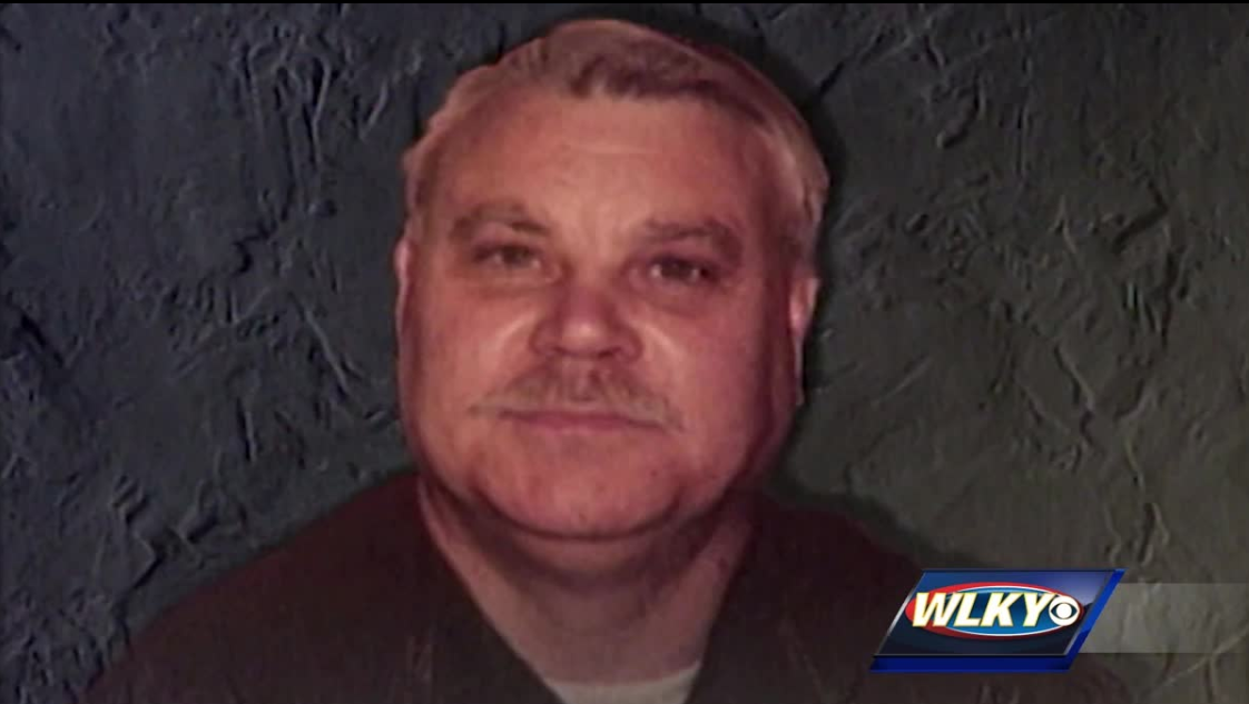 Local police officer accepts award for father killed in the line of duty