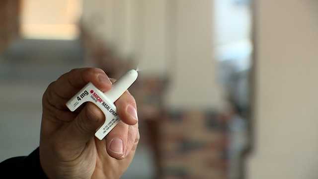 Sheriff elect, Nebraska families urge importance of Narcan as overdoses surge across city - Vimarsana News