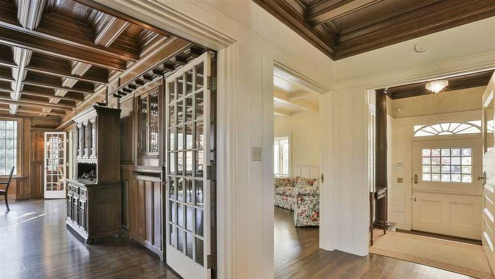 Mansion Monday A beautiful, historic Nashua home updated with modern