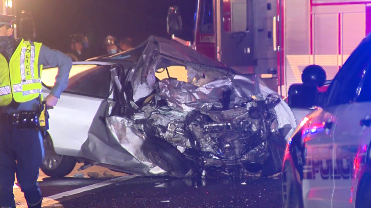Crash Involving Wrong Way Driver Ambulance On Massachusetts Turnpike Under Investigation 3394