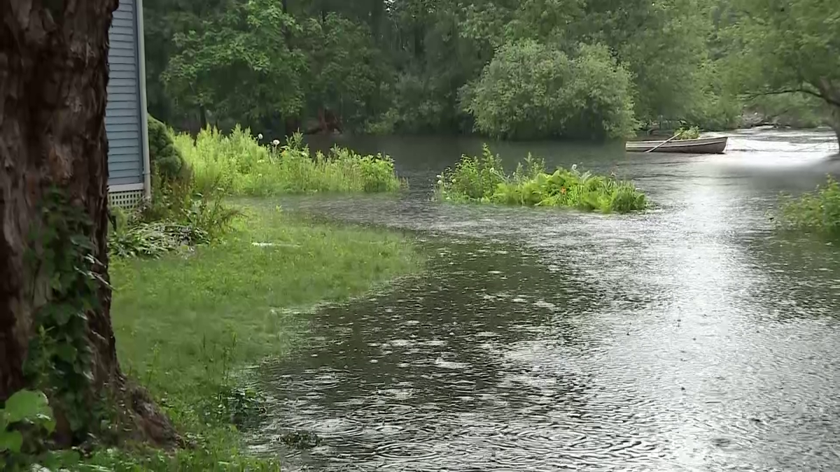 How much rain has fallen Monday in Massachusetts?