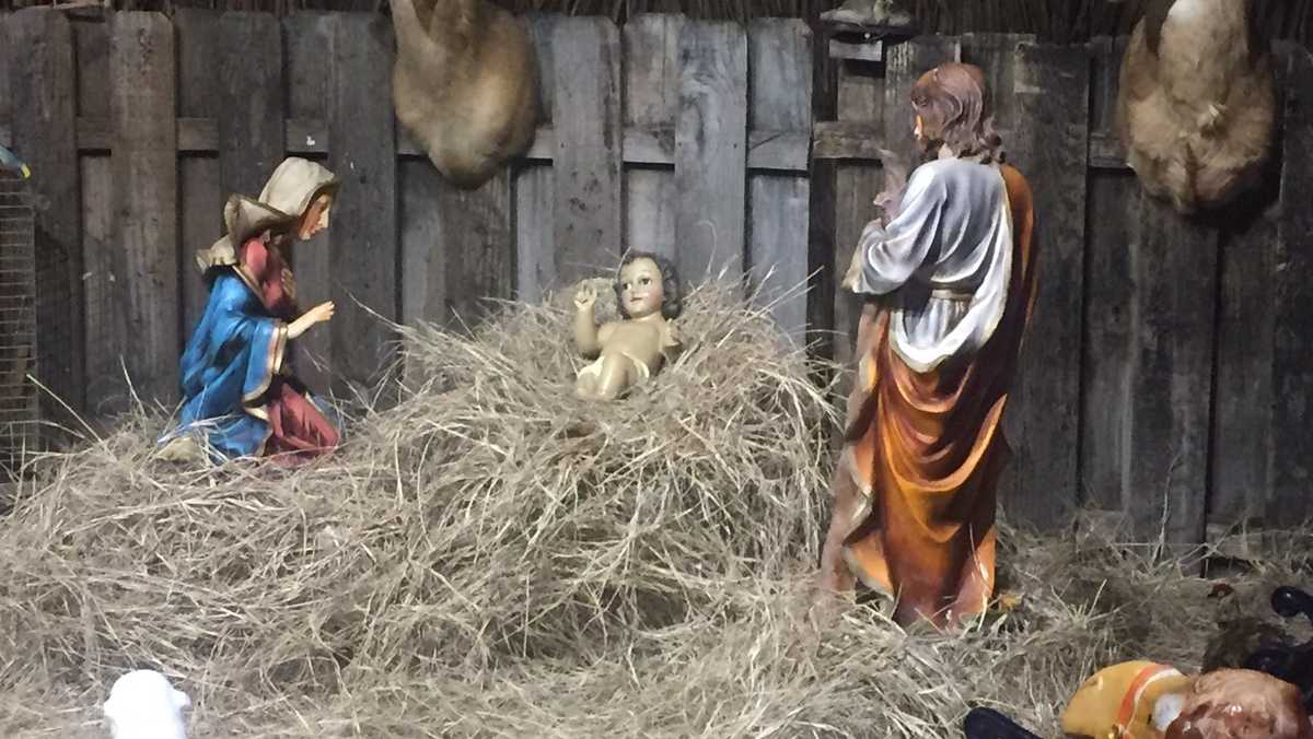 Nativity scene returns to Stuart after burning down