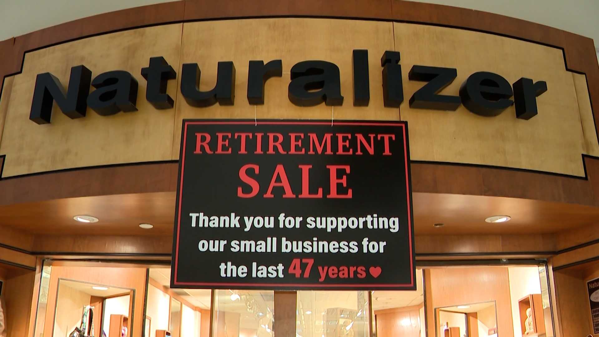 Naturalizer Shoes in Monroeville Mall is closing