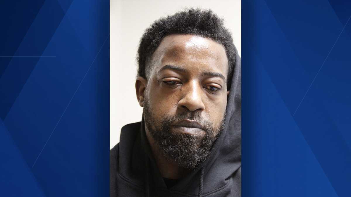 Man accused of pulling gun out during fight over woman at Clewiston Walmart