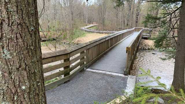 Vermont trail honoring famous poet opens new accessible features - Vimarsana News