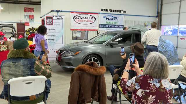 Businesses donate refurbished car to help Louisville mother - Vimarsana News