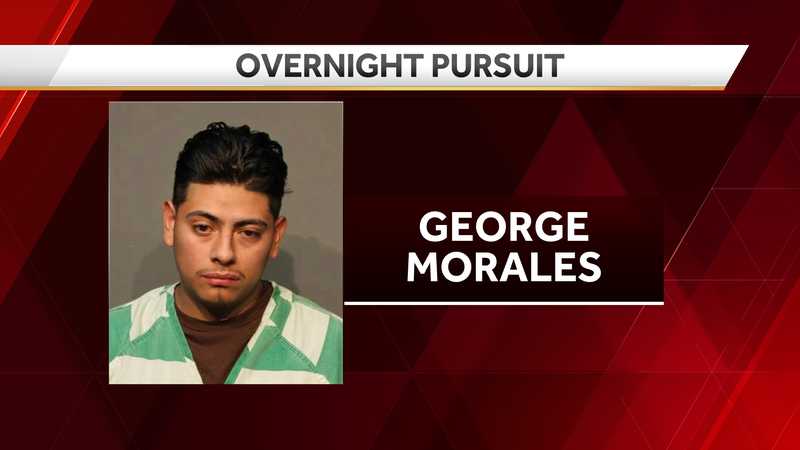 Guns recovered, two in custody after early morning chase in Des Moines 