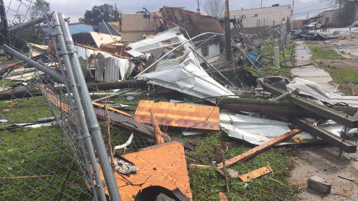 PHOTOS: Damage in New Orleans from tornado