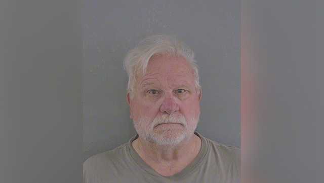 Man faces child pornography charges in Sumter County