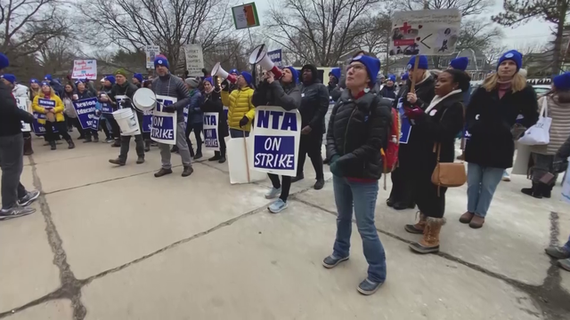 Money is key issue as teachers' strike continues in Newton - Vimarsana News