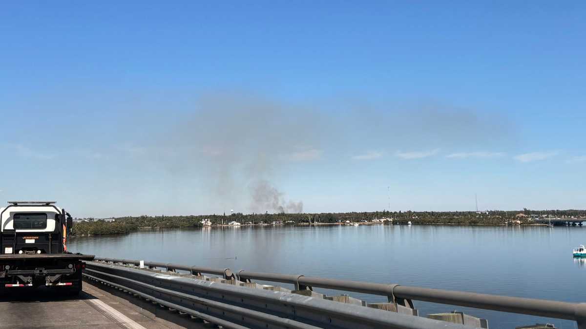Brush fire ignites near Brooks Road in North Fort Myers