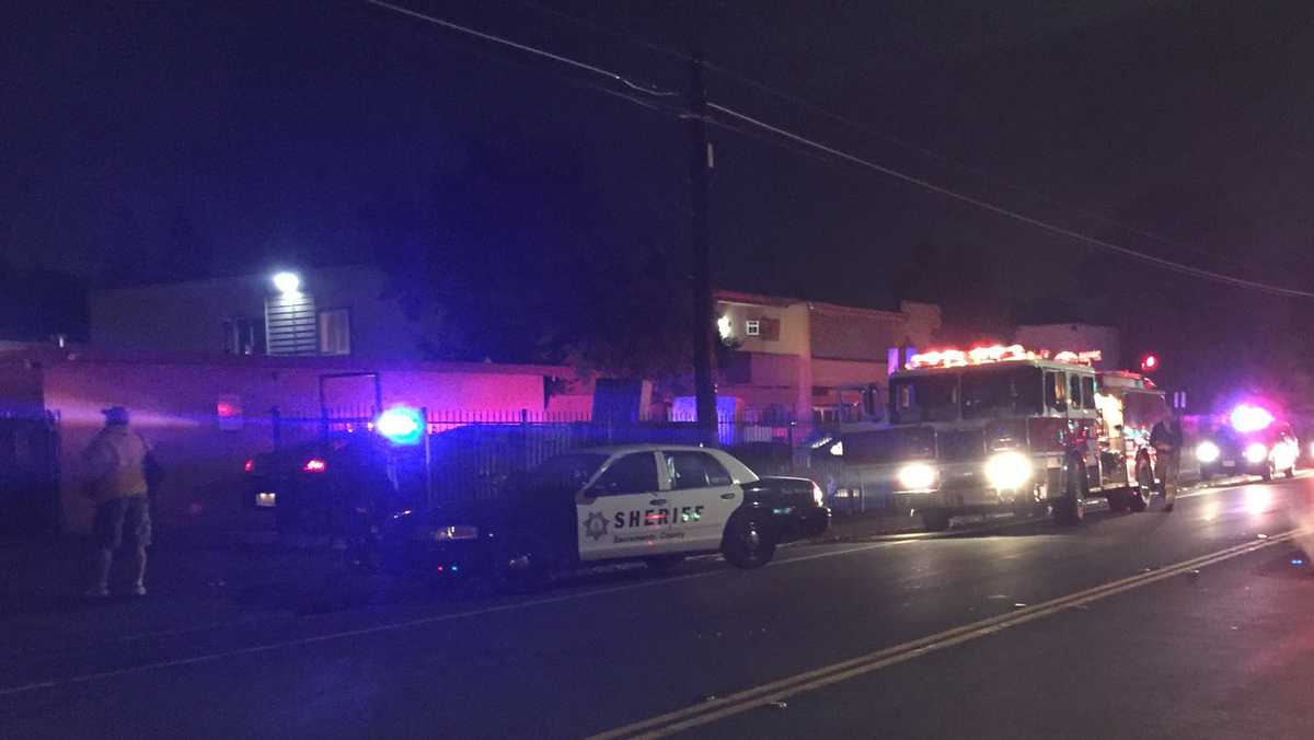 4 people hurt in North Highlands apartment shooting