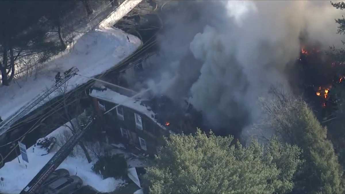 Gas explosion sparks massive fire at NH commercial building