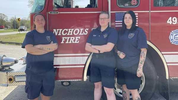 Kentucky Fire Department Has All Female Staff For First Time Ever