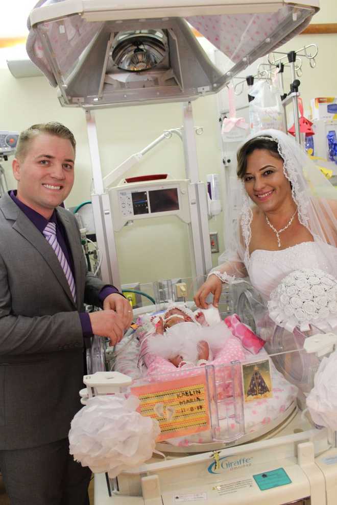 parents&#x20;marry&#x20;in&#x20;NICU&#x20;parents&#x20;marry&#x20;in&#x20;NICU&#x00A0;