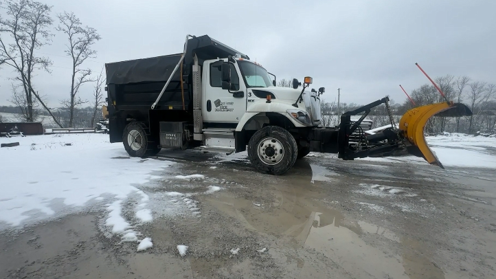 Northern Kentucky road crews prepare for incoming winter storm Saturday