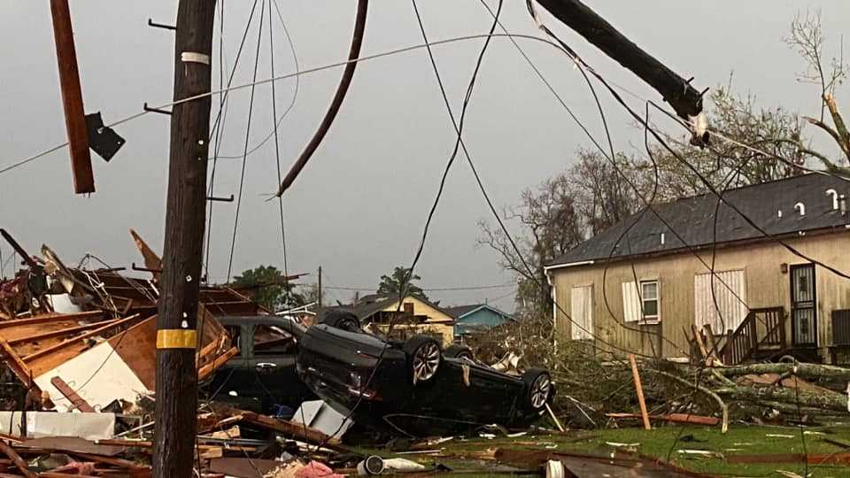 New Orleans tornado damage photos