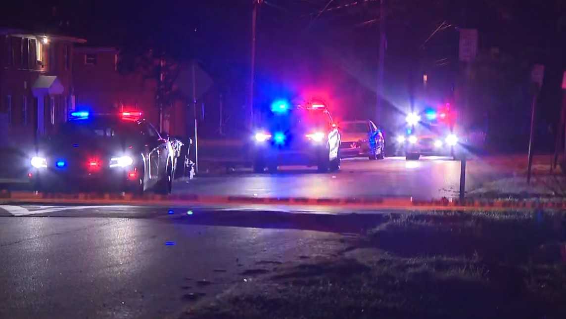 LMPD: Two men shot, one fatally, in Newburg early Monday