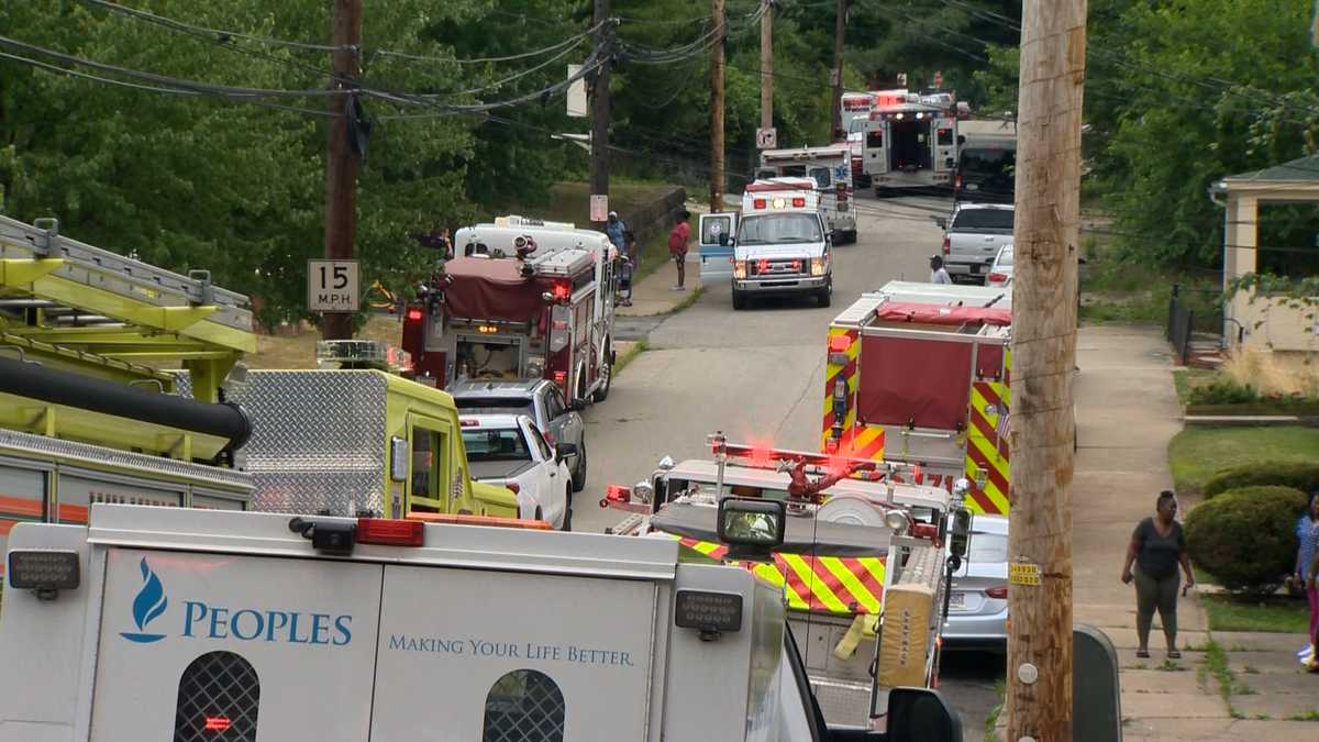 Fire breaks out at North Braddock apartment building housing senior