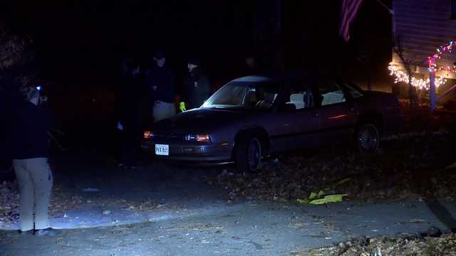 Woman, 80, dies after being pinned under car in North Reading - Vimarsana News