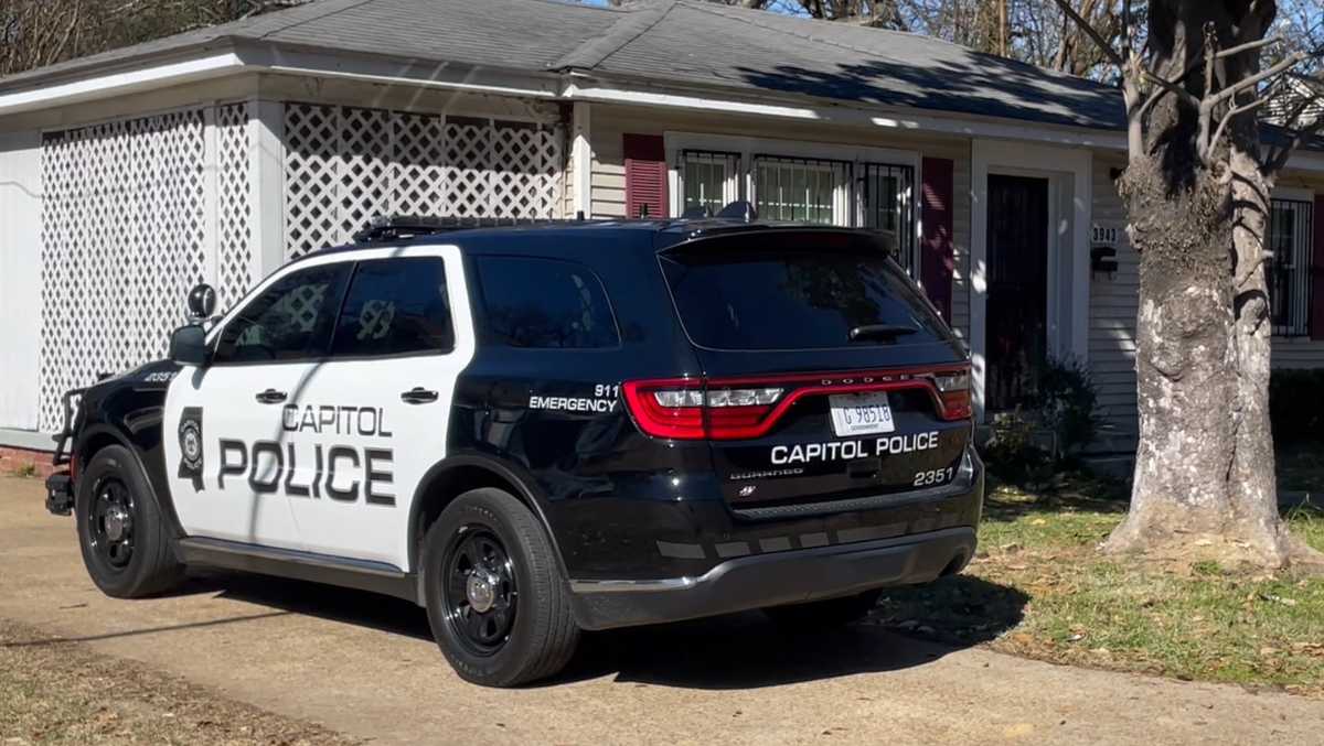 Man hospitalized after domestic stabbing