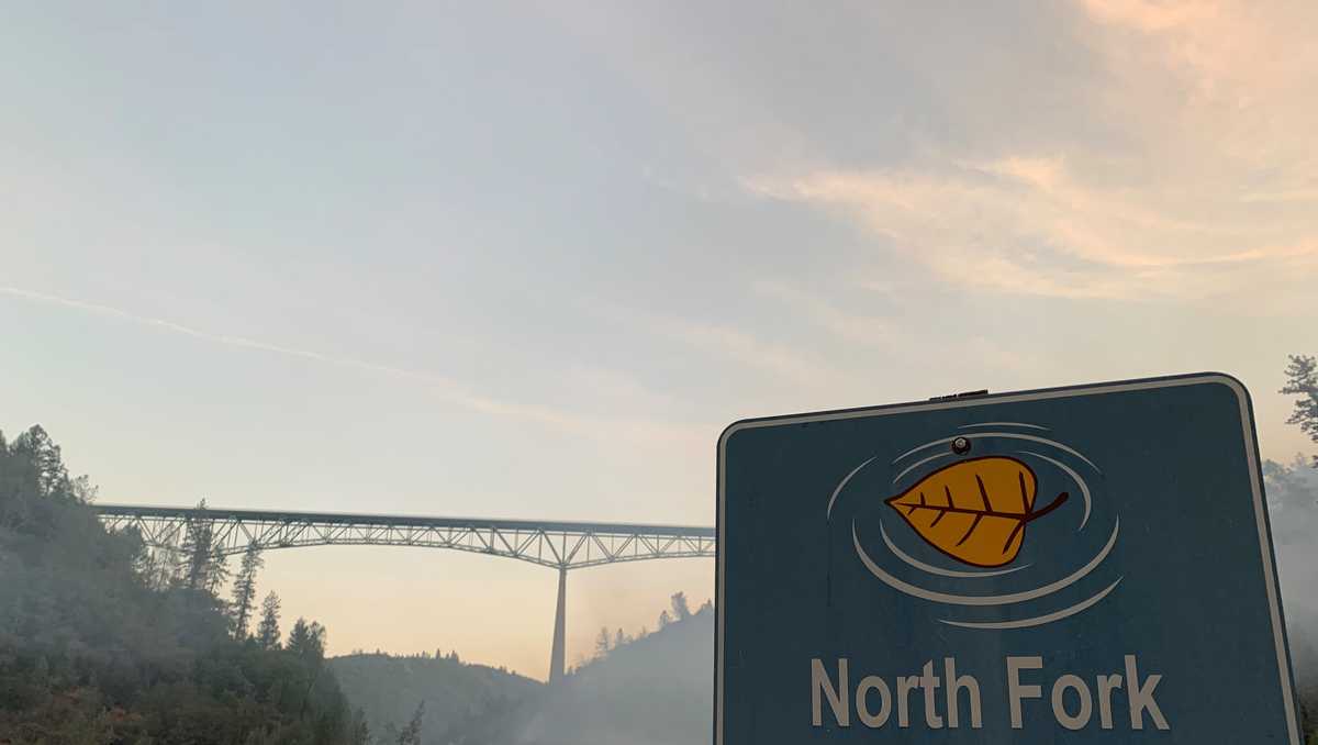 Crews stop forward progress of Bridge Fire, gaining containment around