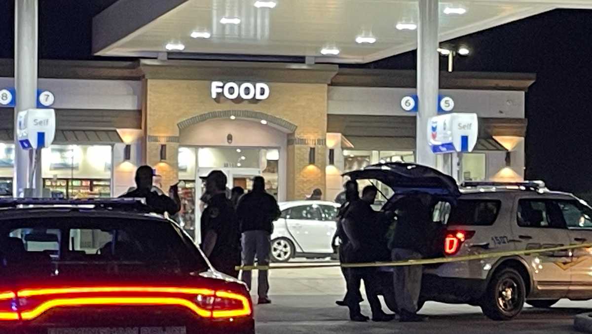 Police release identities of 2 killed in shooting near Norwood gas station