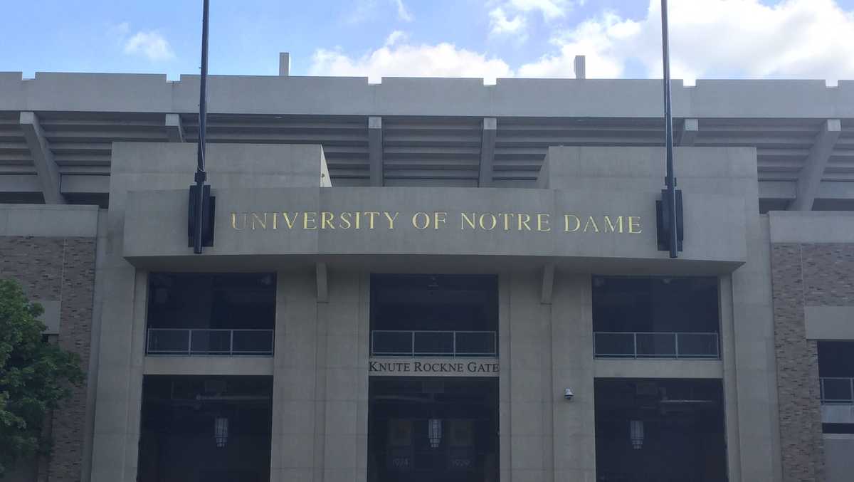 Bruins, Blackhawks to clash at Notre Dame Stadium for 2019 Winter Classic -  NBC Sports