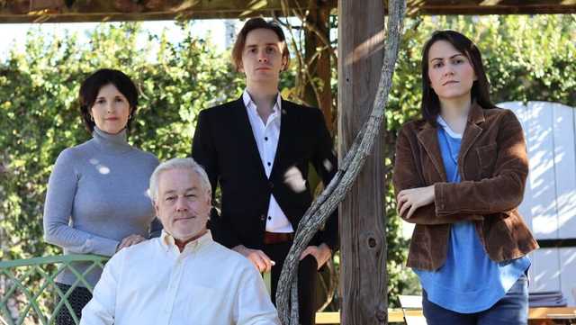 2's Review: "Proof" at Players Circle Theater in Fort Myers - Vimarsana News