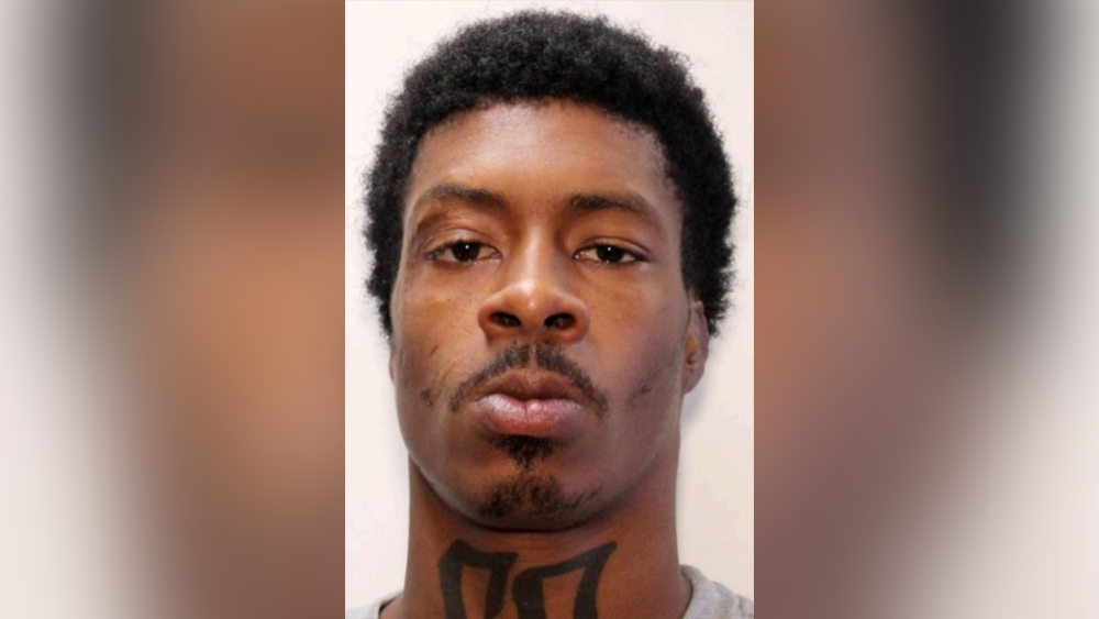 Savannah Police searching for alleged gunman in deadly shooting