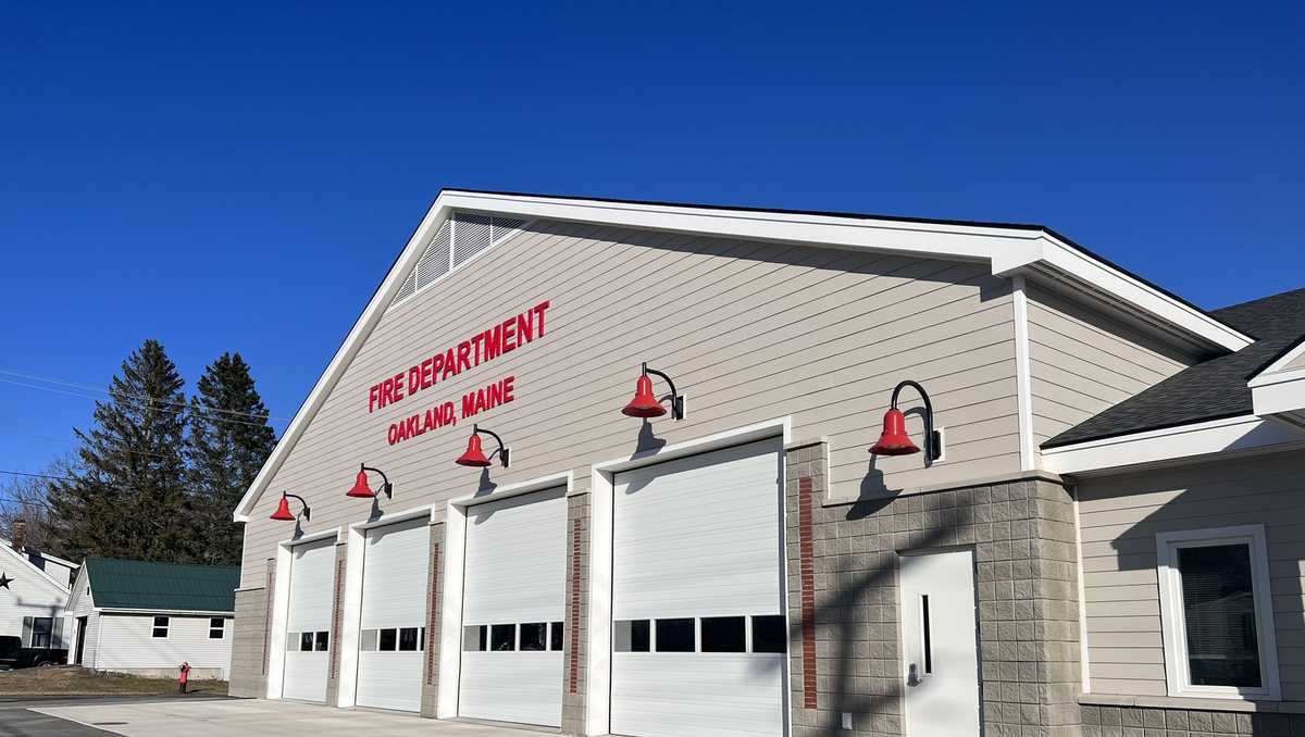 Oakland is providing information as it seeks to hire firefighters