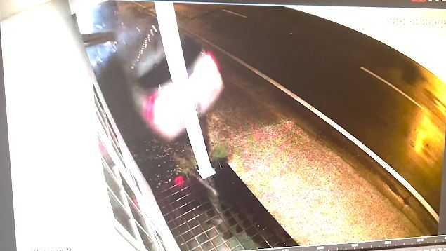 VIDEO: DUI driver crashes into Ocala dentist office, police say