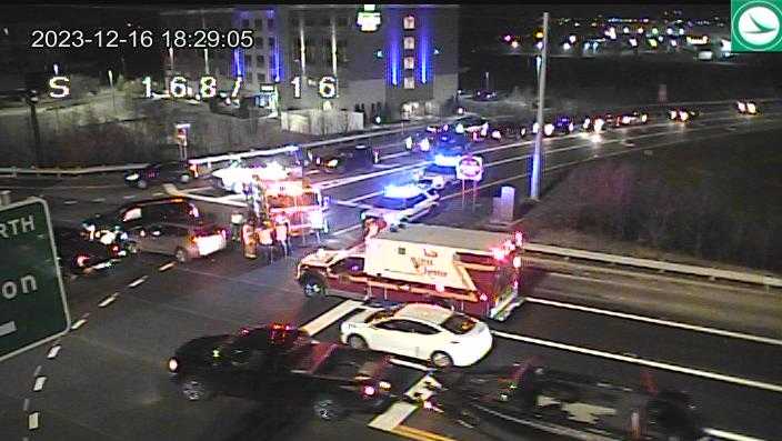 Scene of crash cleared on I-75 in West Chester Township