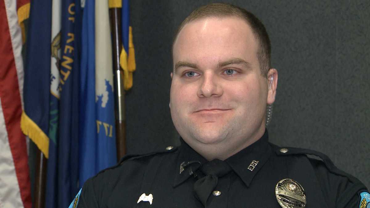 Elizabethtown officer credited with saving 2 lives in 2 days
