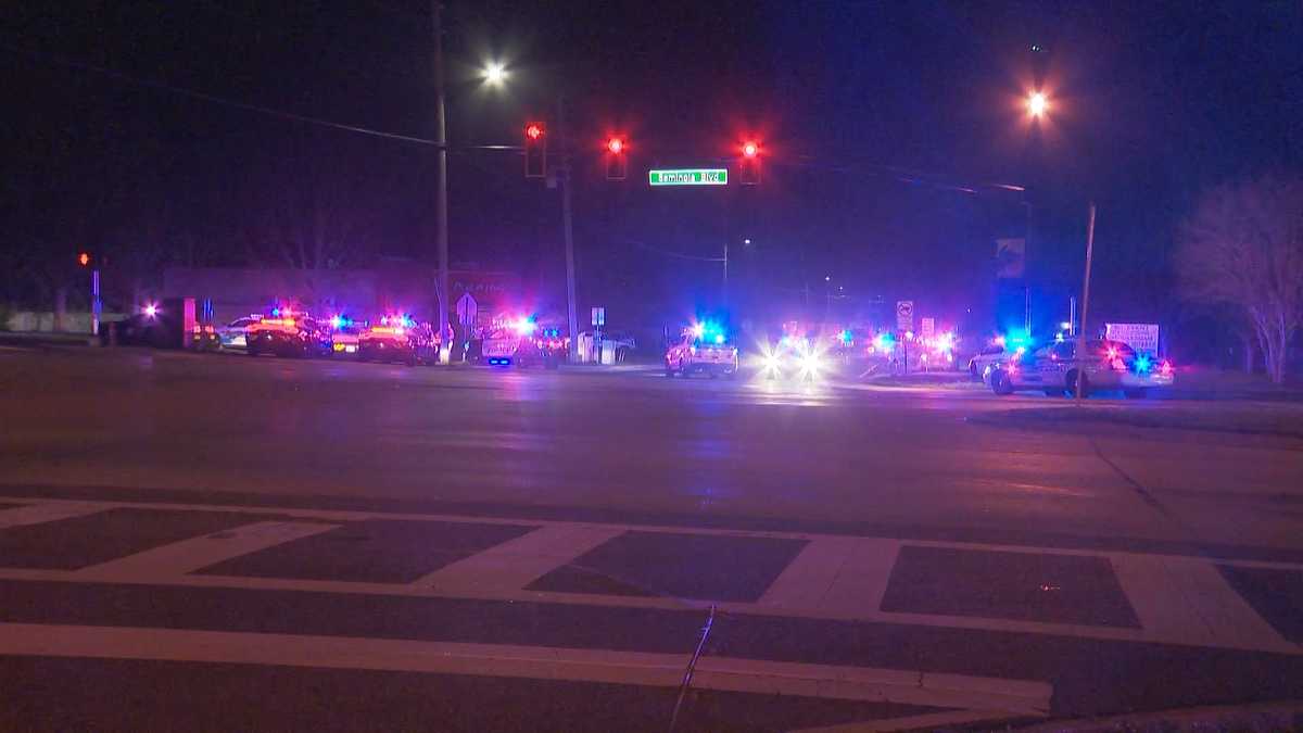 2 officers injured in Casselberry shooting; gunman dead